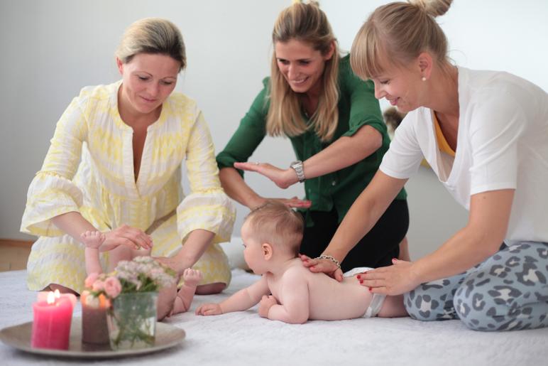 Babymassage Kurs in München-Bogenhausen, Physio Mutter & Kind 73